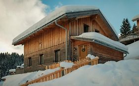 Chalet Alpendorf Dachstein West